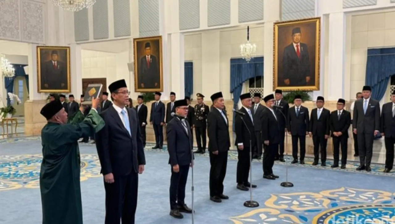 Presiden Prabowo Subianto resmi  me-reshuffle lima menteri