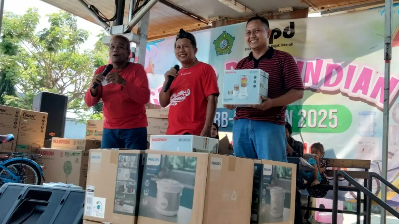 Pemdes Pagerwojo Gelar Undian Kupon Berhadiah Optimalisasi PBB P2