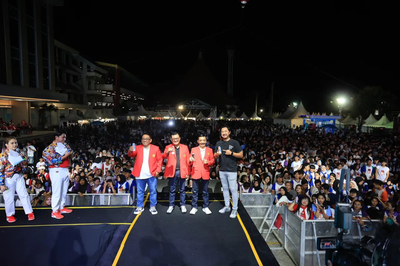 Kepemimpinan Kolaboratif Supangat Antar PKKMB Untag Surabaya Raih Sukses Berkelanjutan