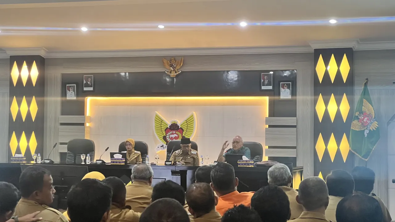Wali Kota Kediri Tegaskan Larangan Gaya Hidup Hedon bagi Pejabat dalam Penandatanganan Pakta Integritas