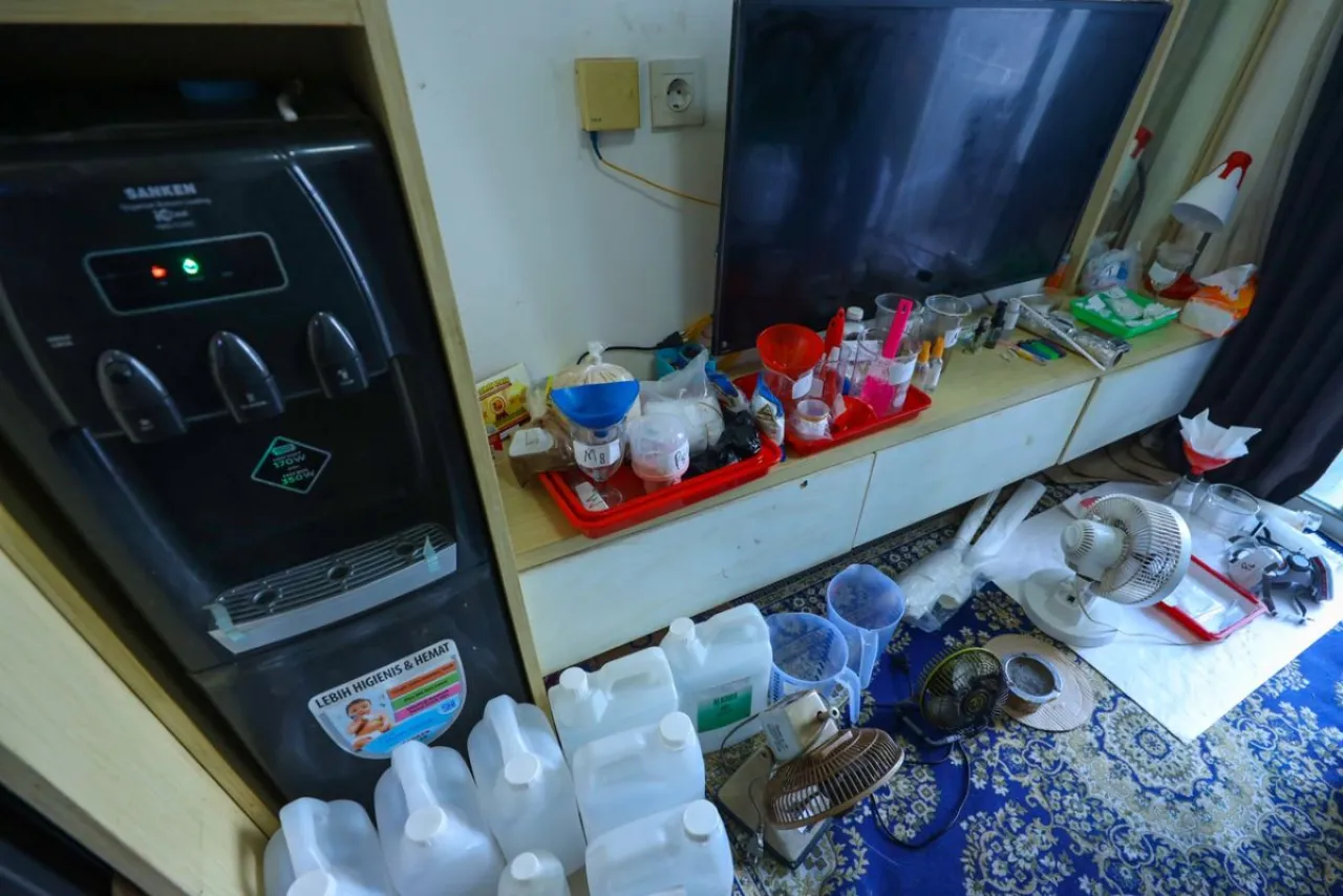 Obat Asma Diproduksi Jadi Sabu, 6 Bulan Raup Rp 1 M