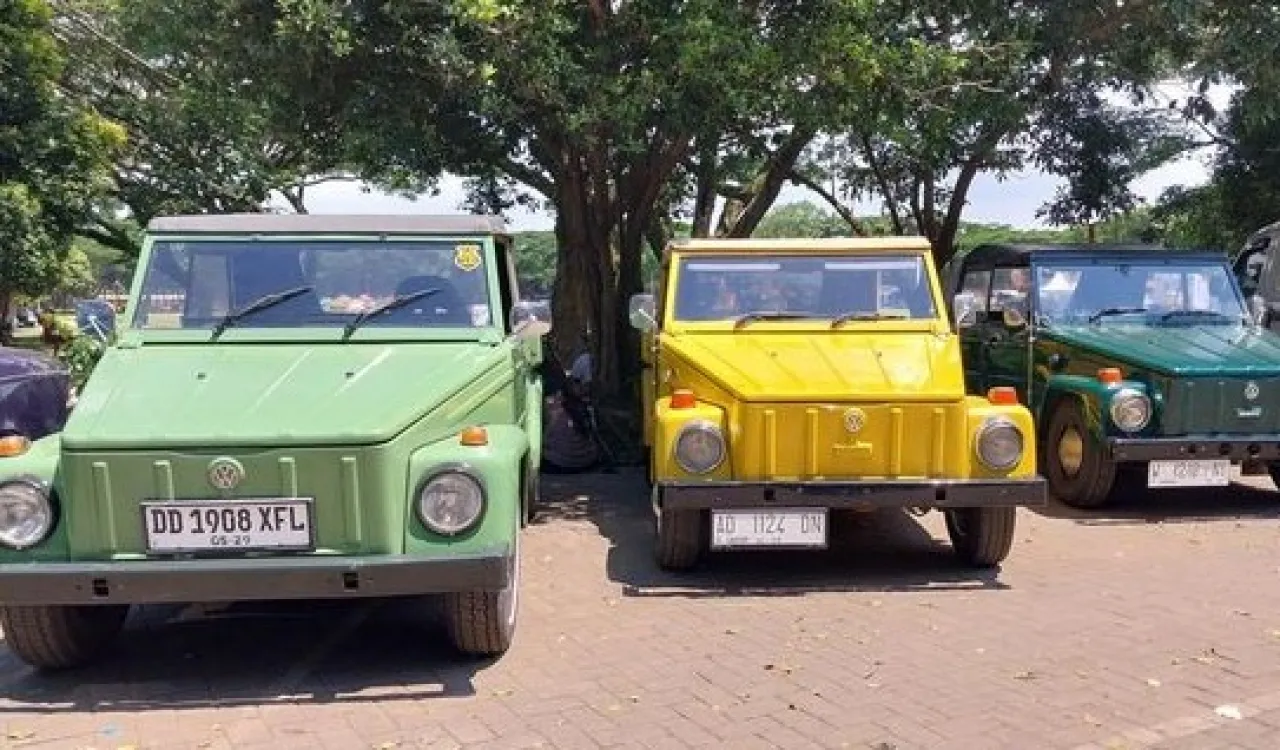 Ratusan Mobil VW Mejeng di Kota Malang, Antusias Pengunjung Ramai
