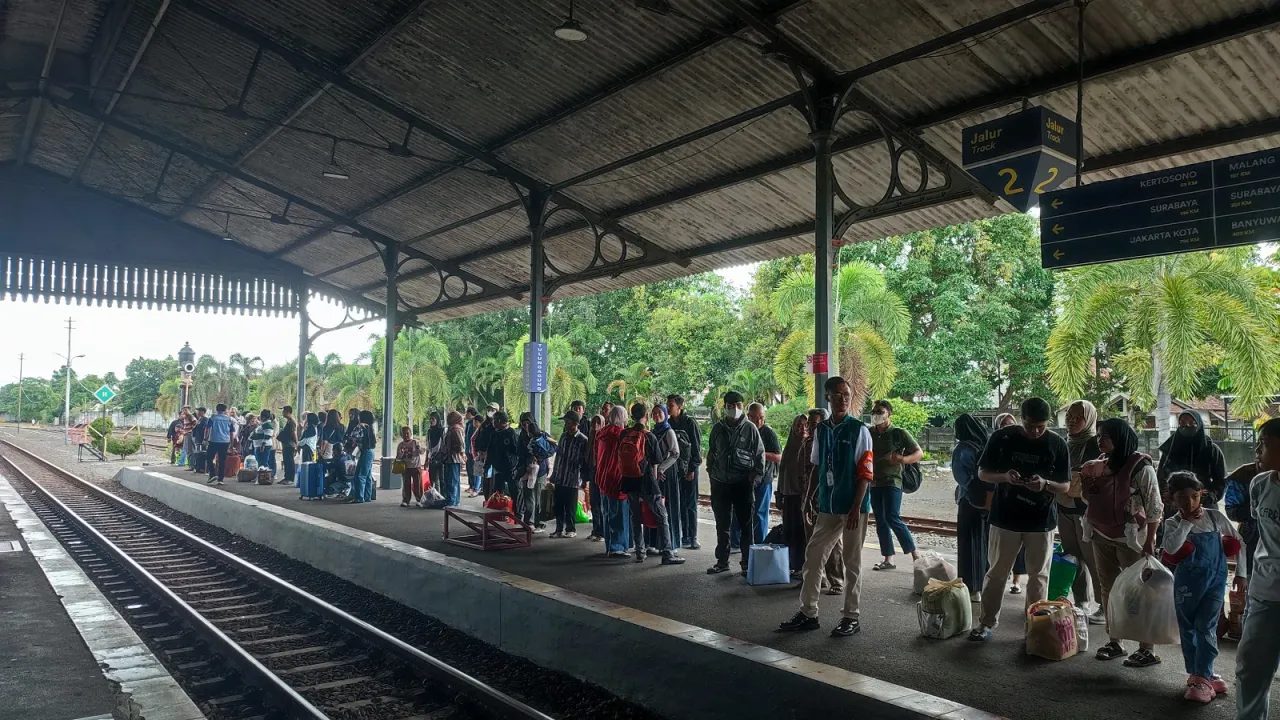  KAI Daop 7 Madiun Apresiasi Pelanggan KA