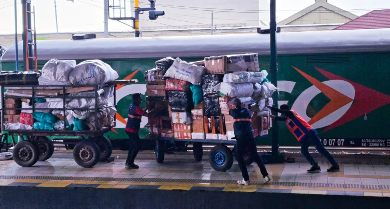 PT KAI Daop 7 Madiun Angkut Total 44.870 Ton Barang hingga Triwulan III Tahun 2025