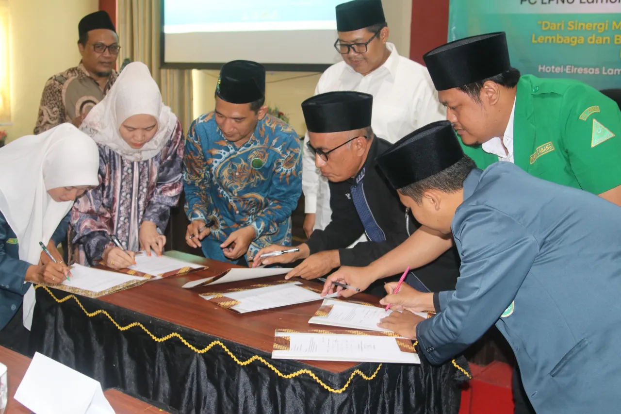 Satukan Arah Gerak Ekonomi, LPNU Lamongan Teken MoU dengan Badan Otonom