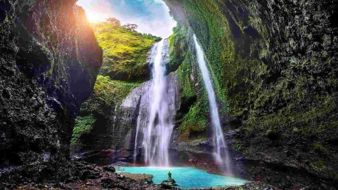 Madakaripura, Air Terjun Abadi yang Jadi Ikon Wisata Alam di Probolinggo