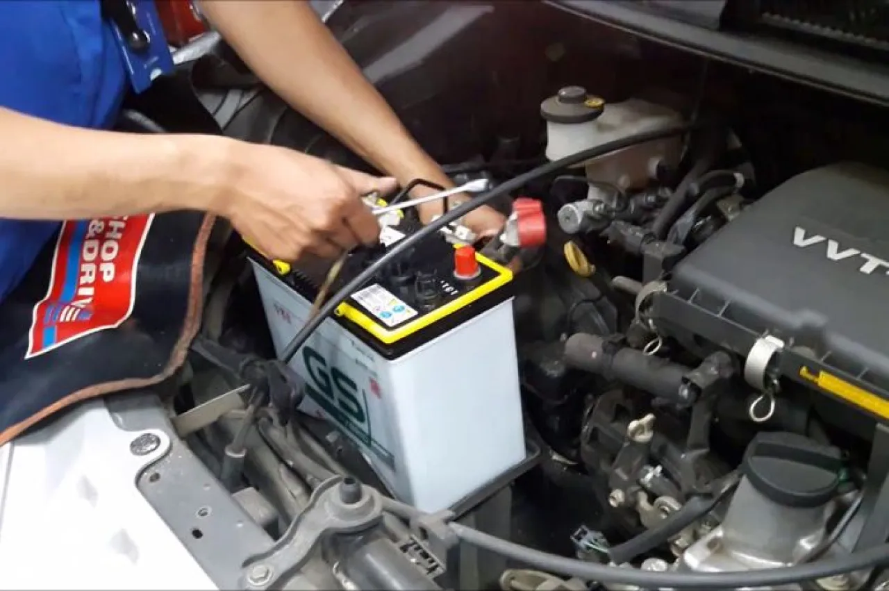 Pengaruh Kapasitas Ampere Aki yang Tidak Tepat pada Kinerja Mobil