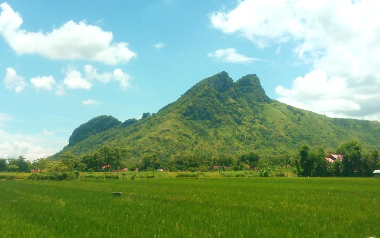 Keindahan Gunung Budeg Tulungagung, Pesona Alamnya Menyimpan Kisah Kutukan Abadi