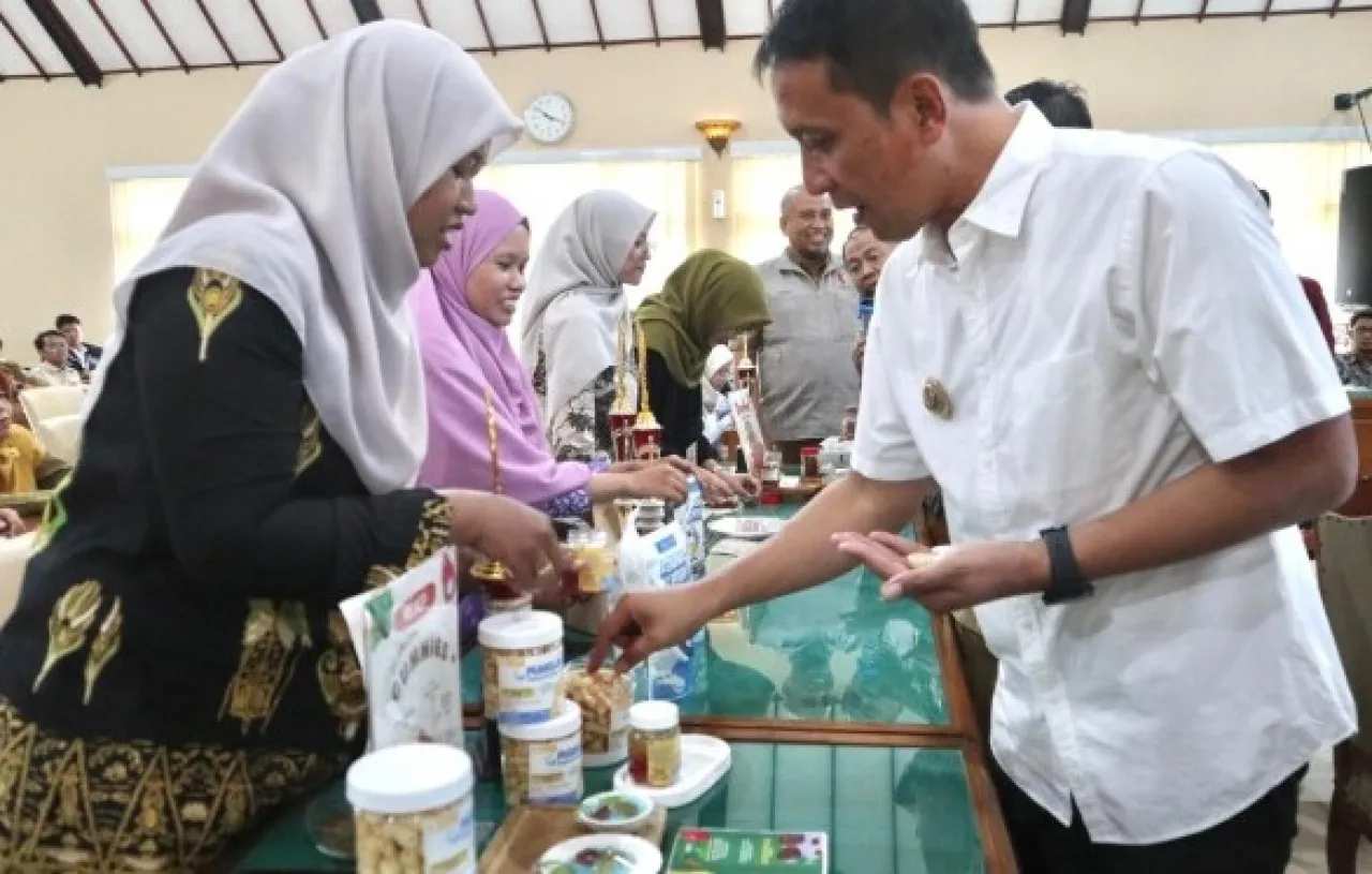 Tingkatkan Perekonomian, Pemkab Bojonegoro Inovasikan Pengelolaan Limbah