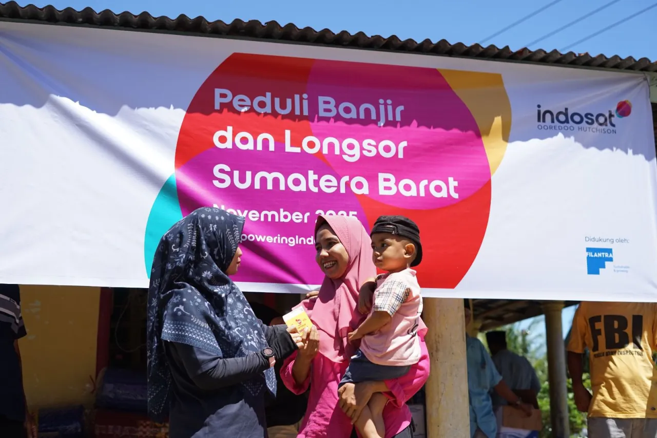 Indosat Gerak Cepat Pulihkan Jaringan dan Salurkan Bantuan di Wilayah Terdampak Banjir
