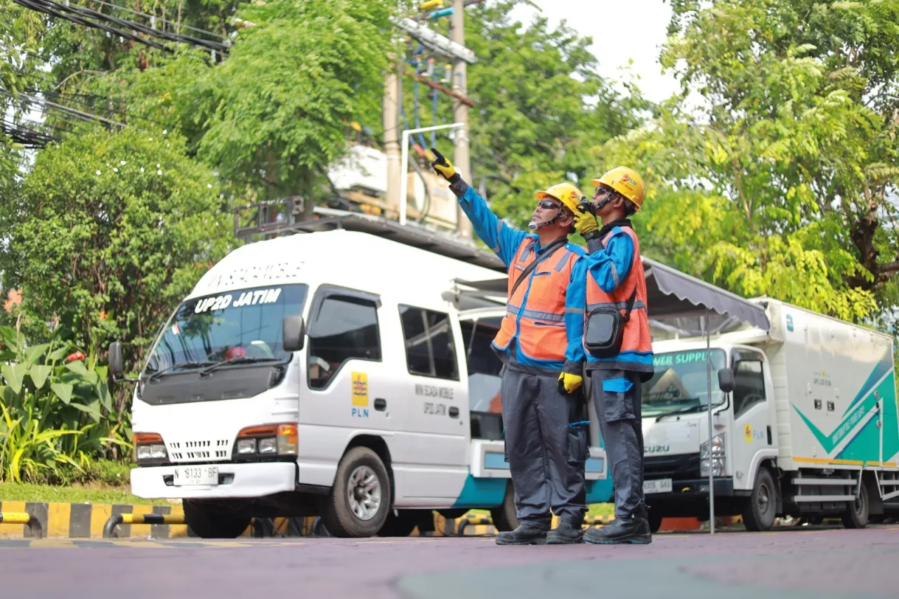 PLN Jawa Timur Siagakan Ribuan Personel Jelang Natal dan Tahun Baru