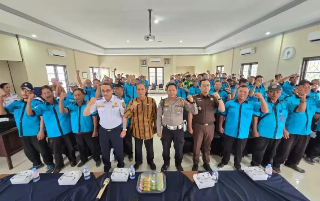 Dukung Skema Parkir Berlangganan, Dishub Tulungagung Bina Juru Parkir