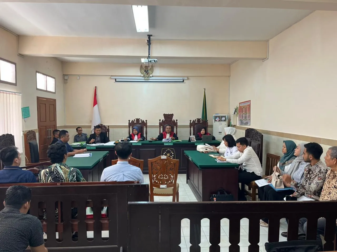 Baca juga : Gugatan Perumahan Griya Keraton Berlanjut, Penggugat Minta Pemkab Kediri Aktif Tagih Fasum-Fasos dari Pengembang