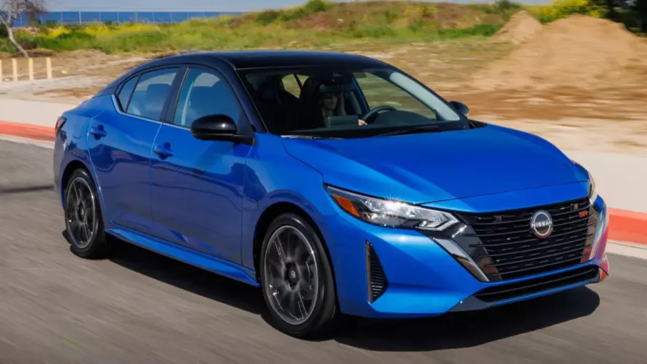 Ganggu Visibilitas, Nissan Tarik 42 Ribu Sentra Model 2025