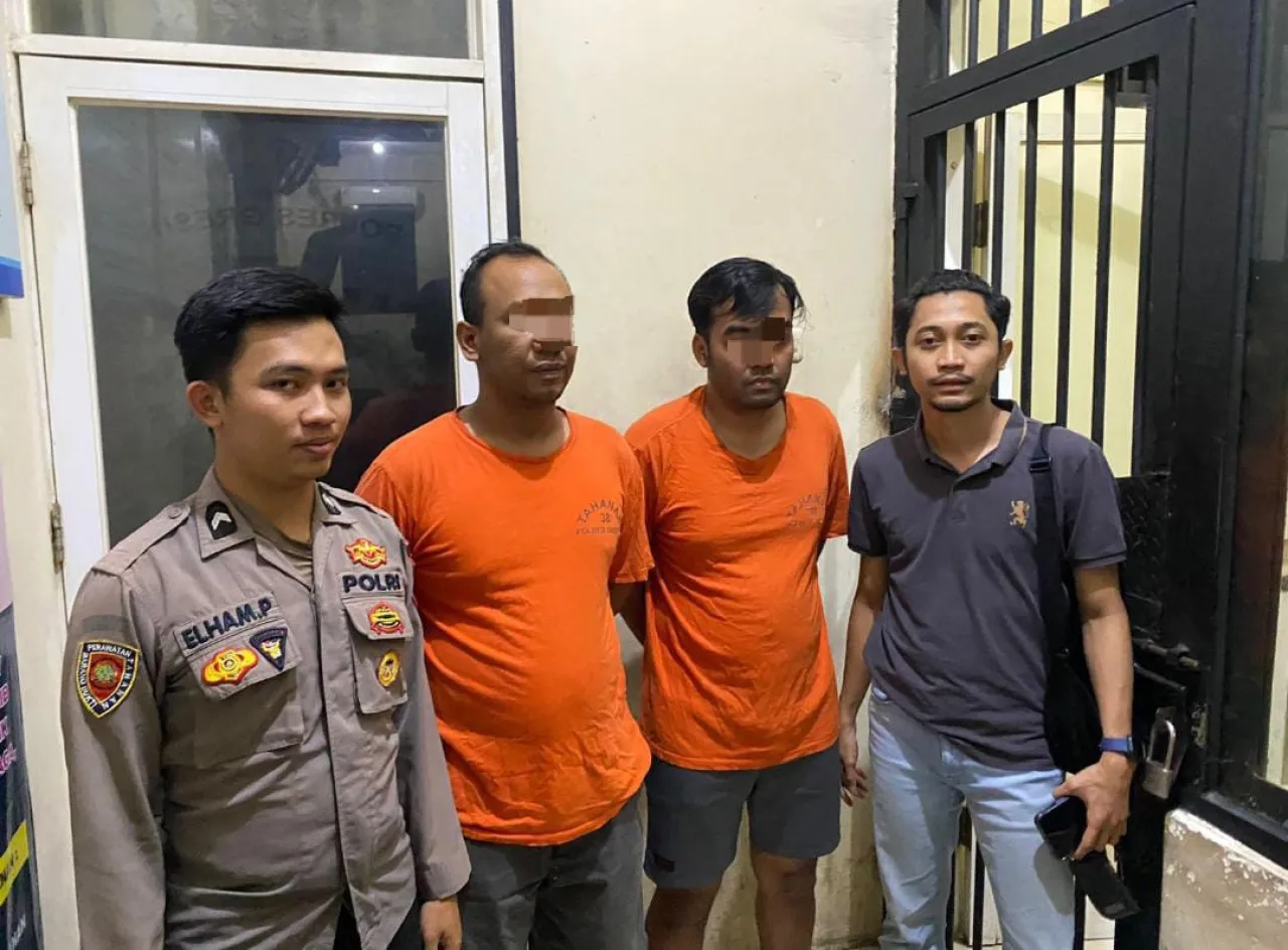Baca juga : Polres Gresik Tetapkan 2 Tersangka Kasus Penyebaran Data Pribadi Lewat Aplikasi Go Matel R4