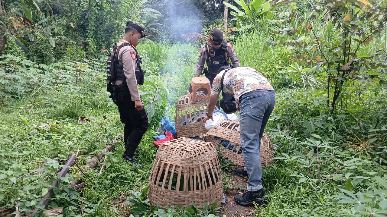 Baca juga : Polres Blitar Kota Obrak-abrik Tempat Judi Sabung Ayam