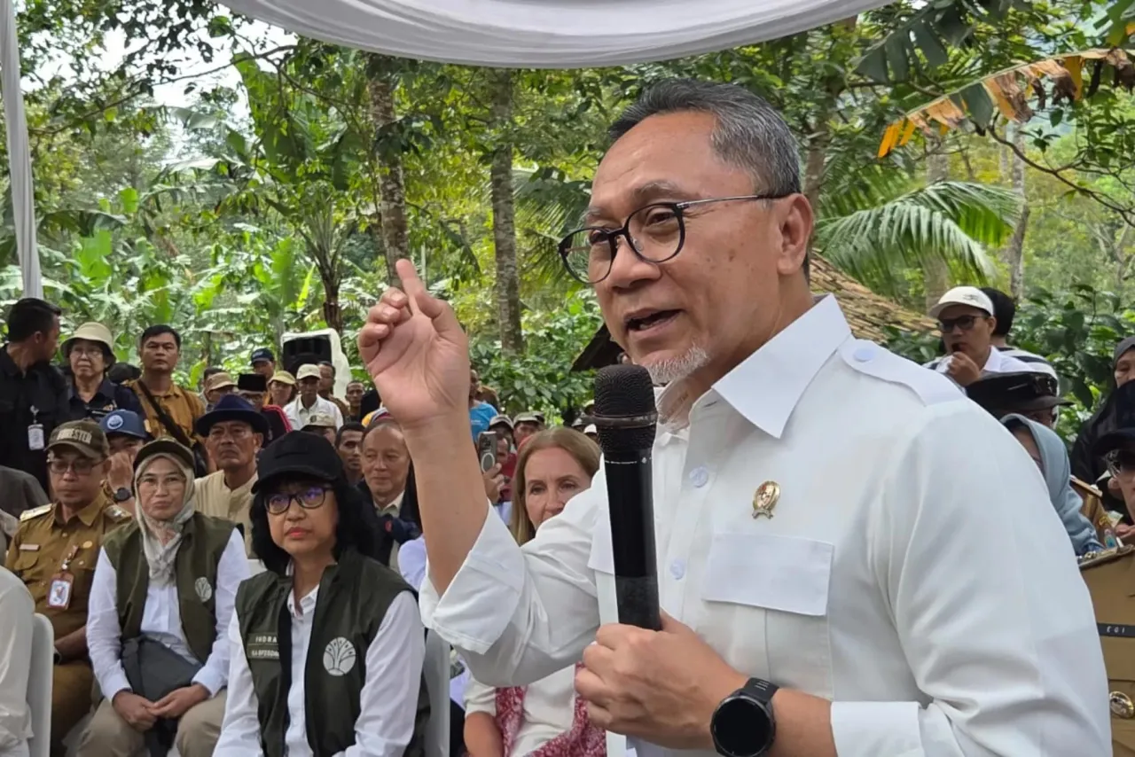 Zulhas Sibuk Bantah