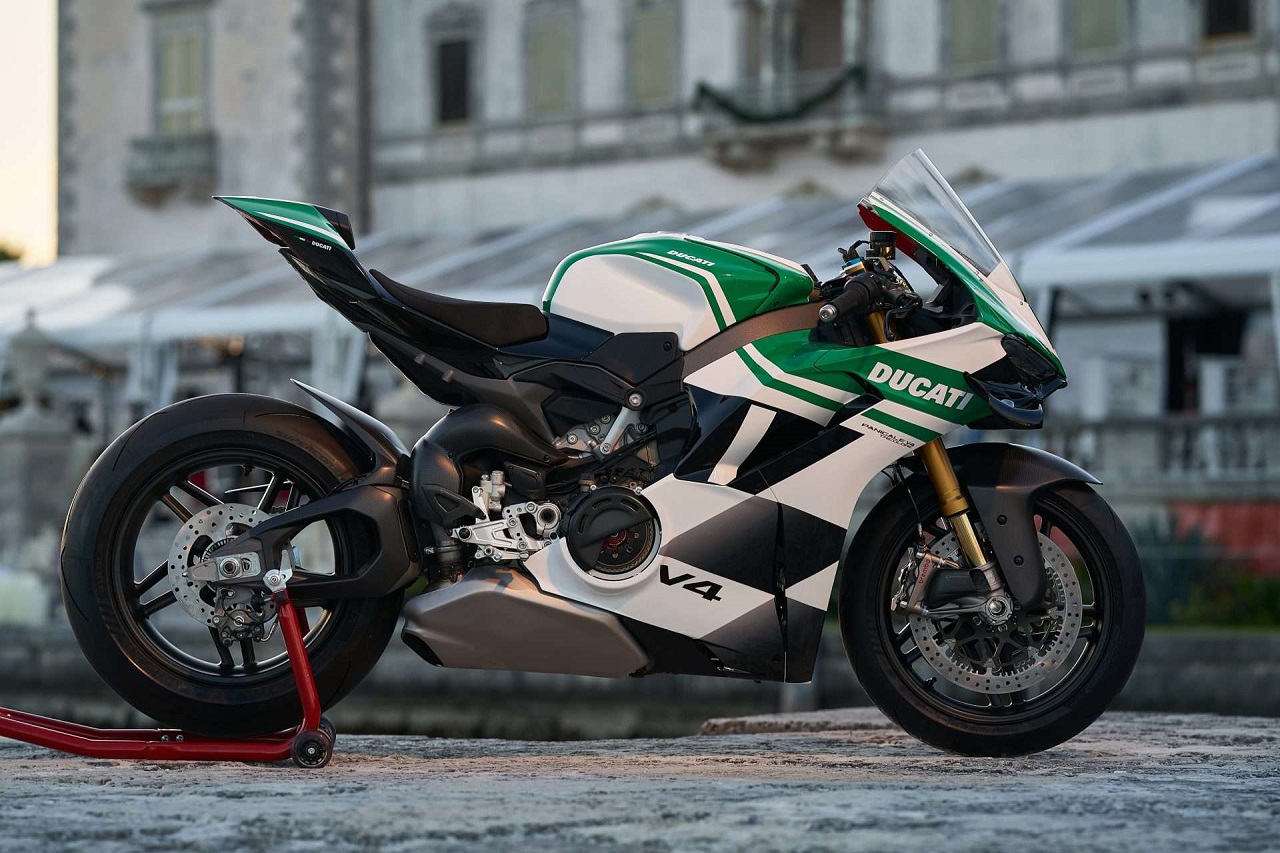 Ducati Panigale V4 Tricolore. SP/ JKT