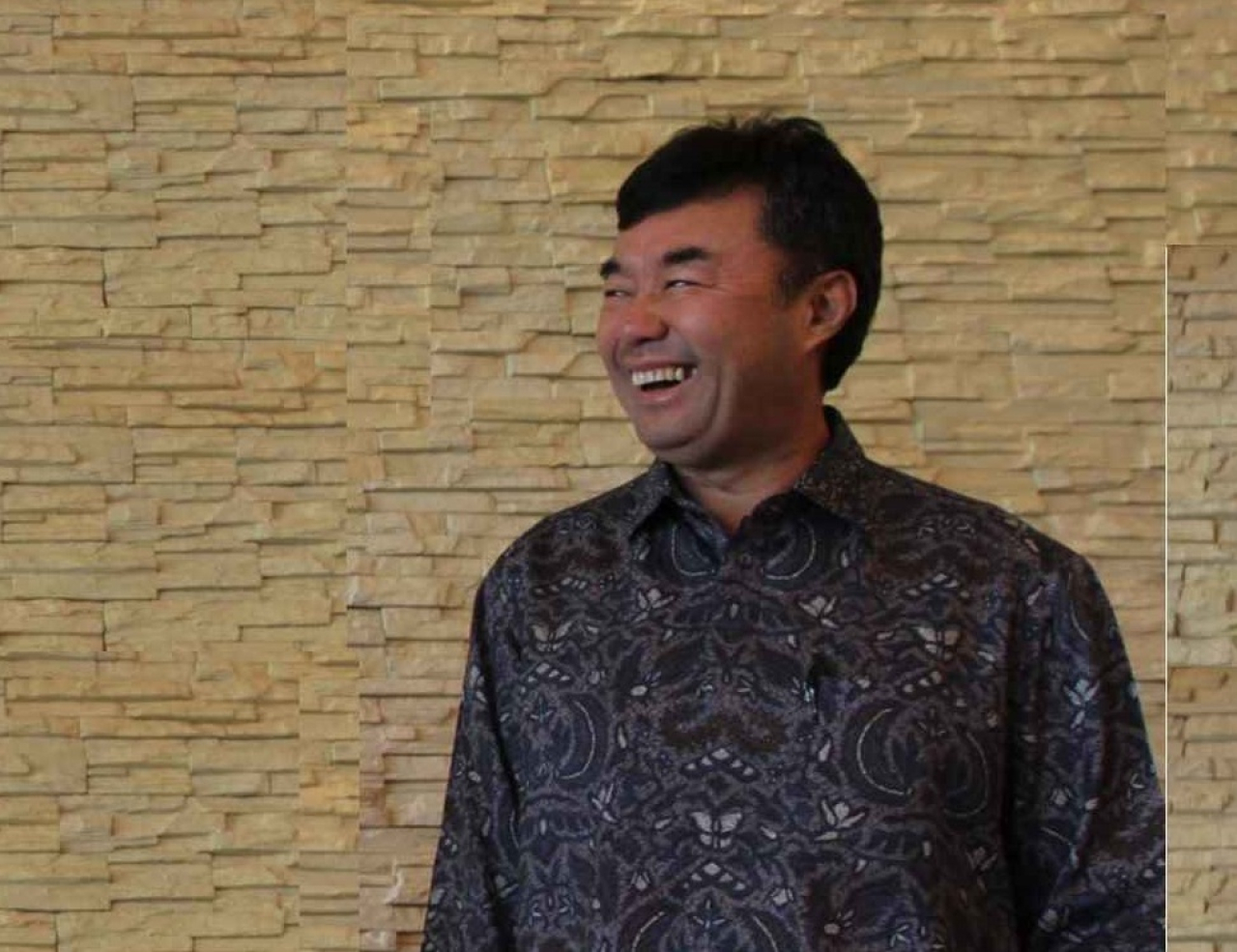 Martua Sitorus, bos bisnis kebun Kelapa Sawit terbesar di Indonesia, yang menurut Forbes, kekayaannya mencapai Rp 39 Triliun.