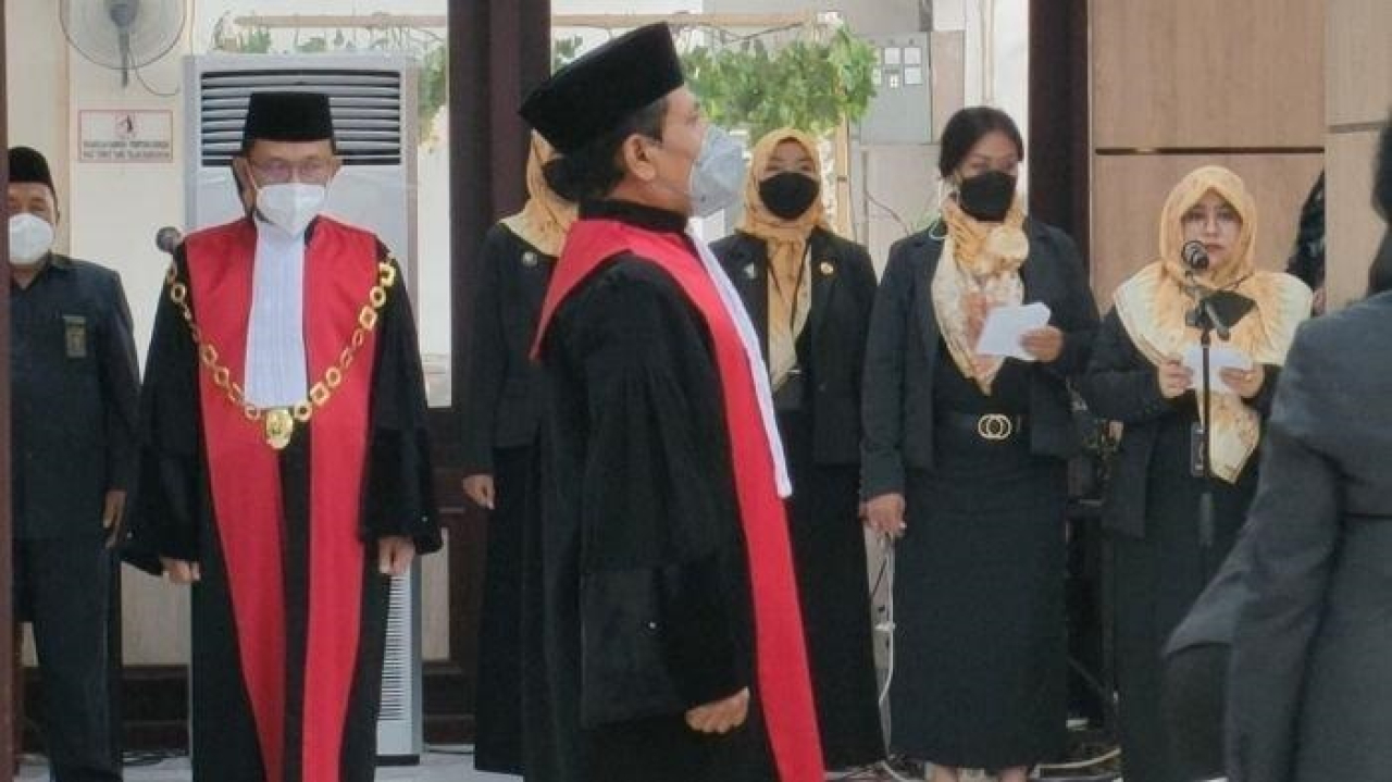 Momen Rudi Suparmono, saat dilantik menjadi Ketua PN Surabaya, pada 14 Februari 2022 lalu.