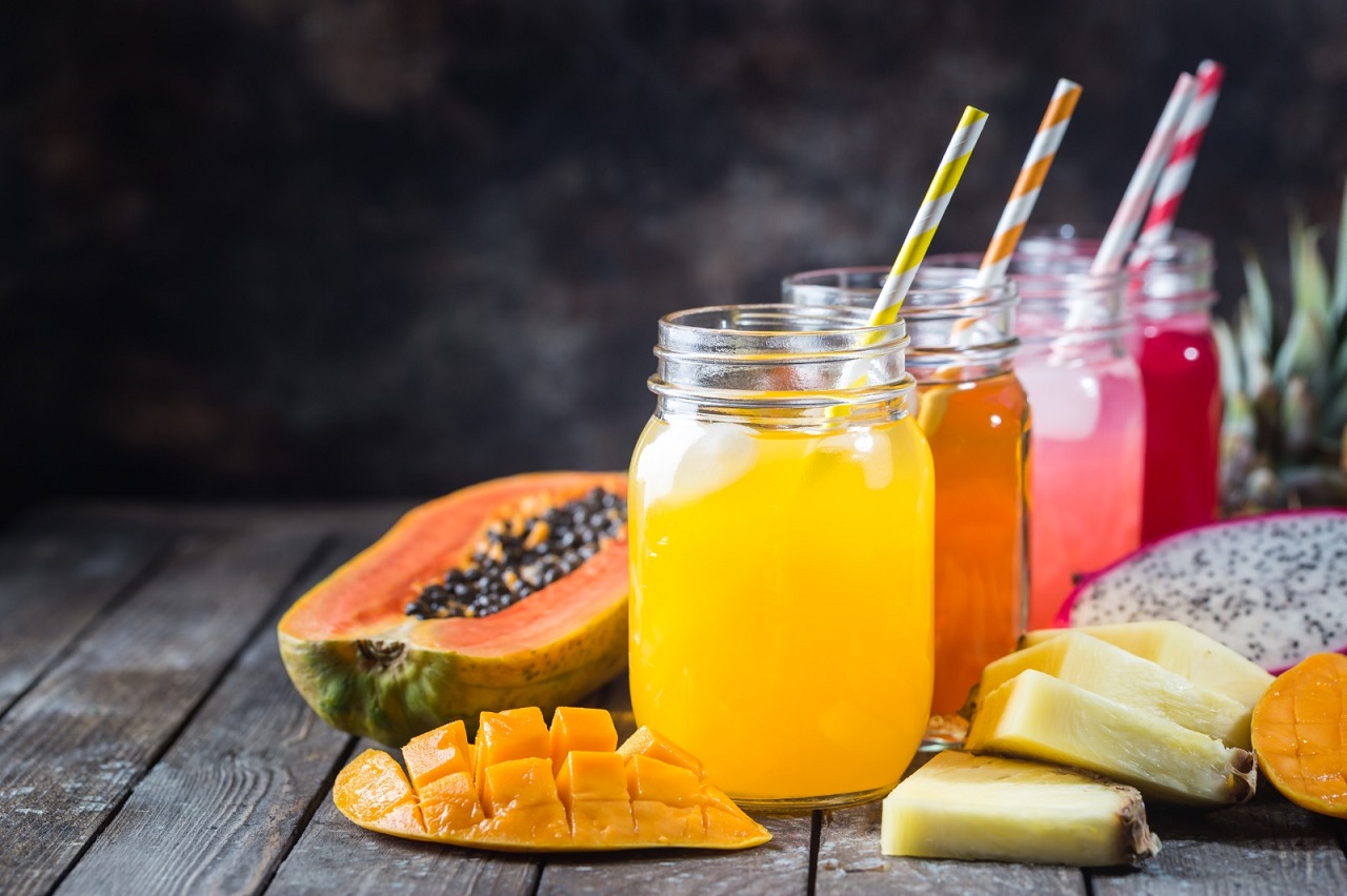 Ilustrasi. Usaha jus buah menjadi salah satu peluang bisnis yang menjanjikan di tengah gaya hidup sehat masyarakat. SP/ SBY