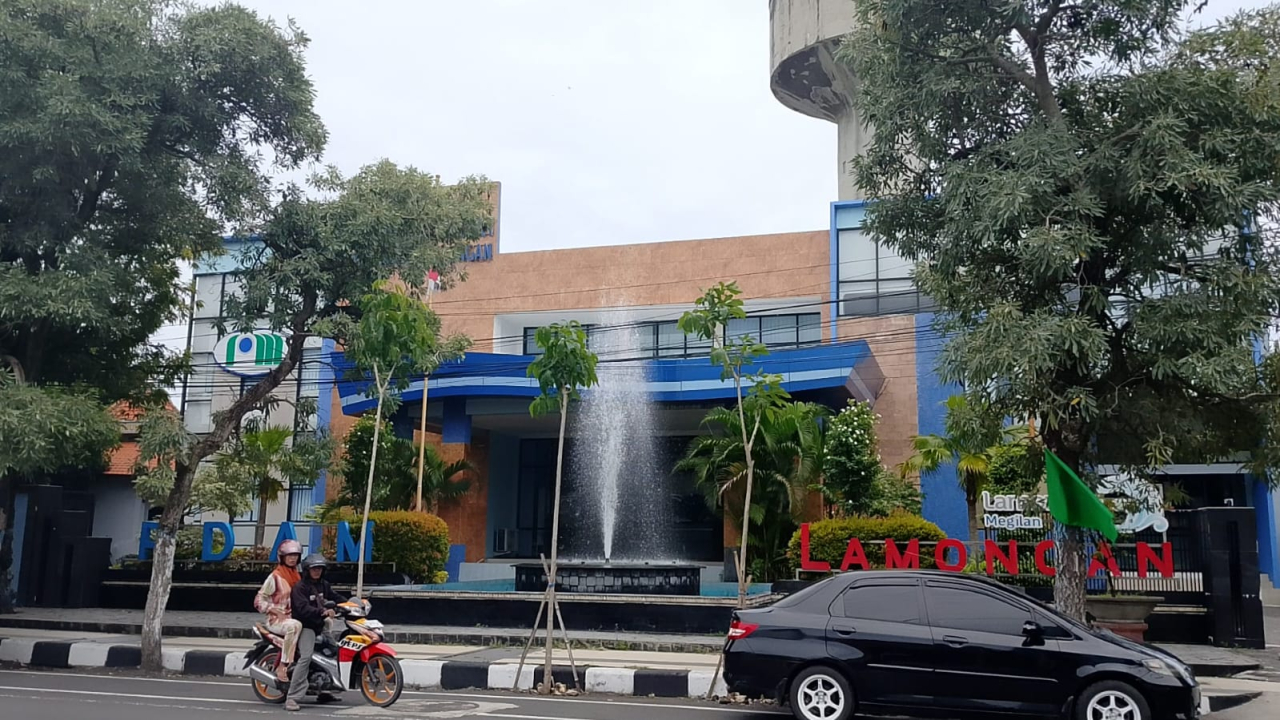 Kantor PDAM yang ada di Jalan Lamongrejo Lamongan. SP/MUHAJIRIN