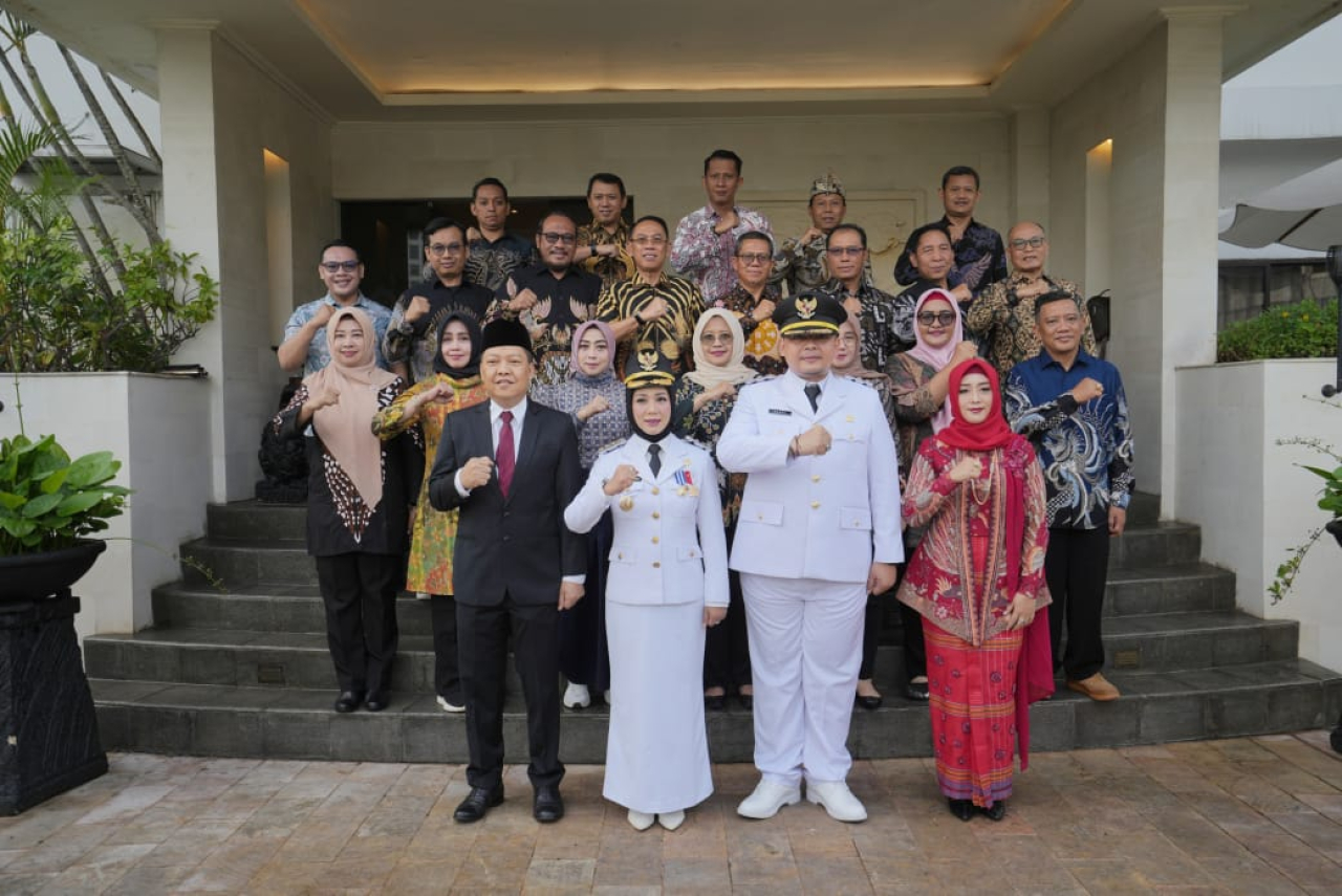 Ning Ita dan cak Sandi siap pimpin Kota Mojokerto periode 2025-2030. (ist)