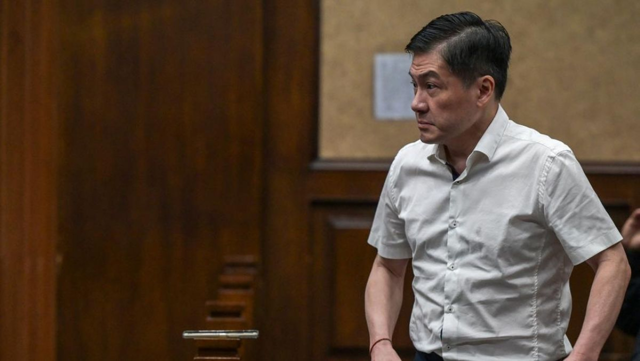 Ekspresi Budi Said, Crazy Rich Surabaya yang oleh putusan Banding, hukuman diperberat.