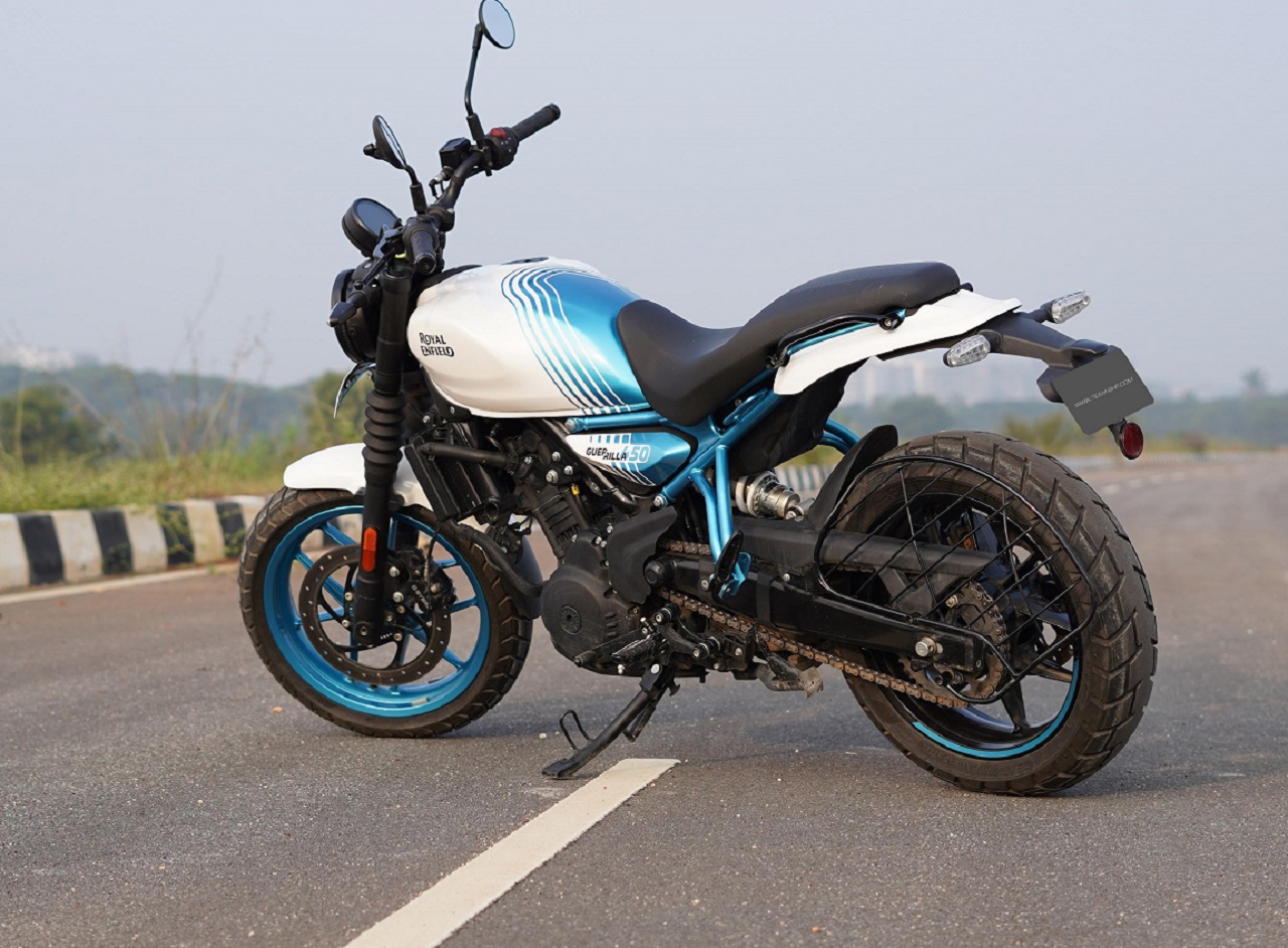 Royal Enfield Guerrilla 450. SP/ JKT