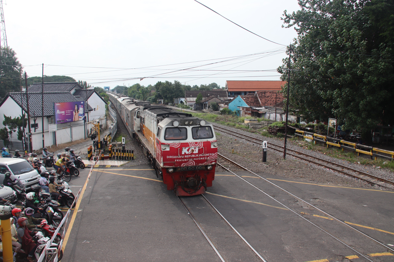Salah satu kawasan di pintu perlintasan sebidang. SP/Lestariono