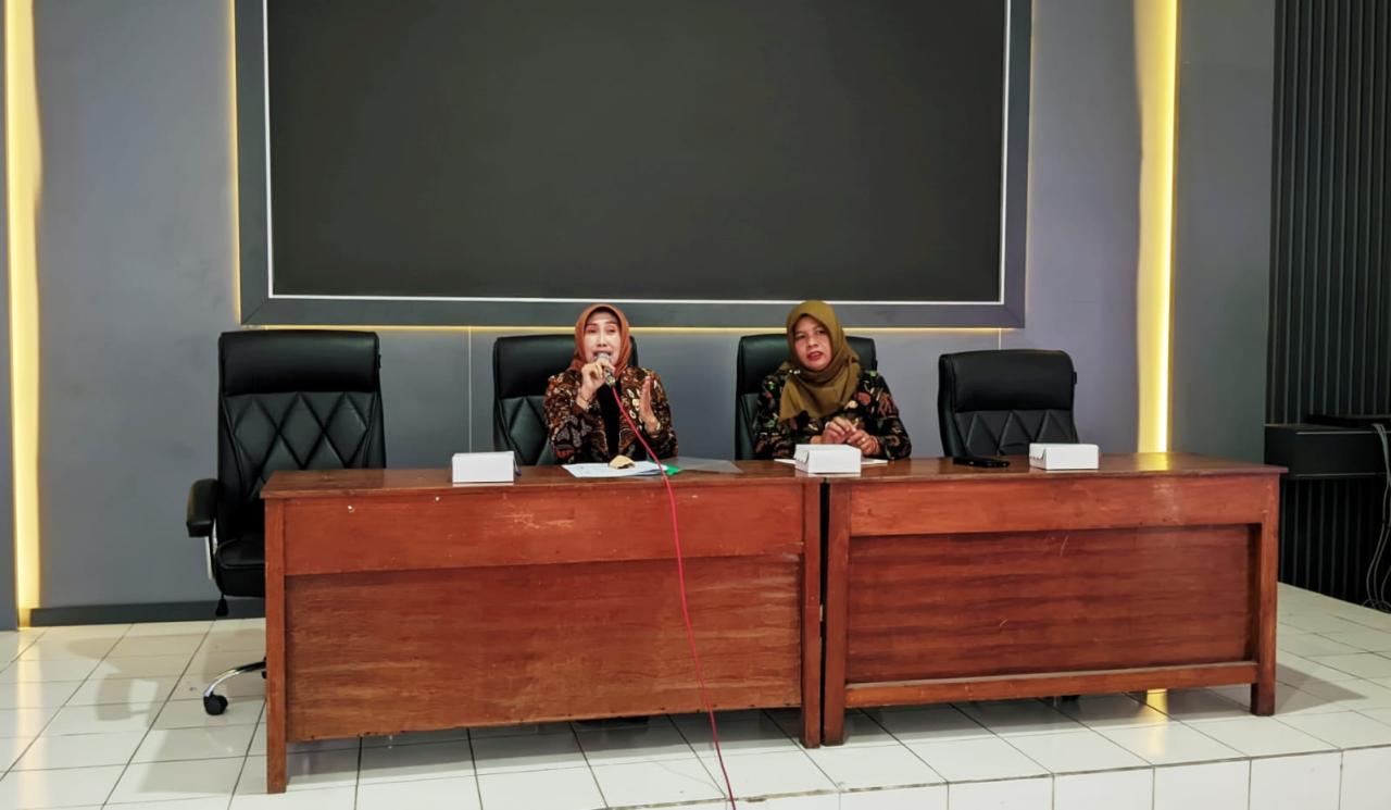 Plh Disdikbud Jombang, Wor Windari. SP/SAR