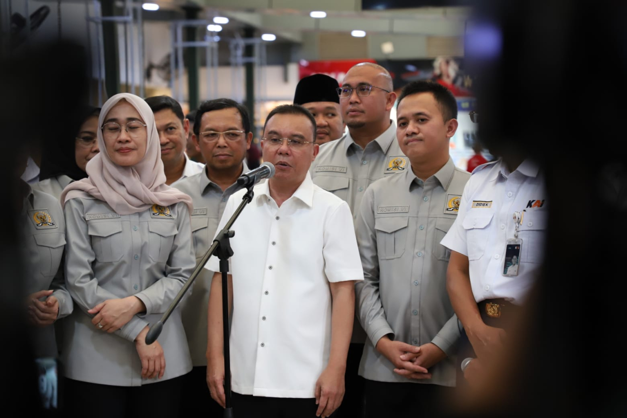 Wakil Ketua DPR RI Dasco bersama jajaran Komisi I DPR RI menerima audiensi dari koalisi masyarakat sipil.