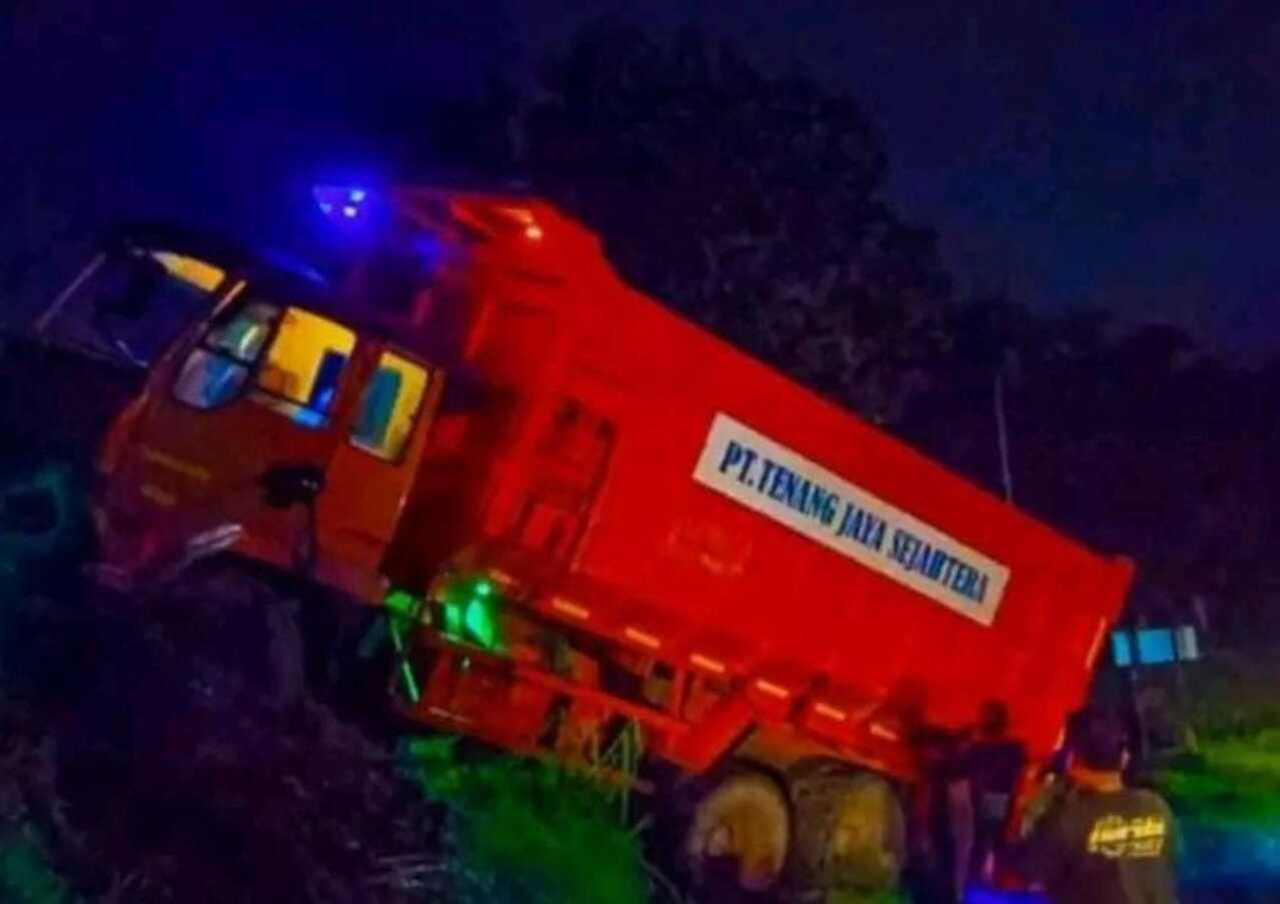 Aksi teror lempar batu di Jombang. SP/ SAREP