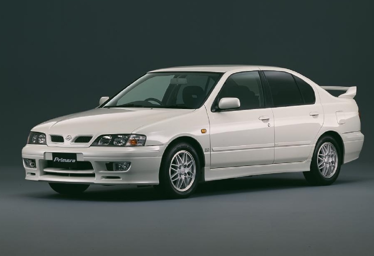 Nissan Primera. SP/ JKT