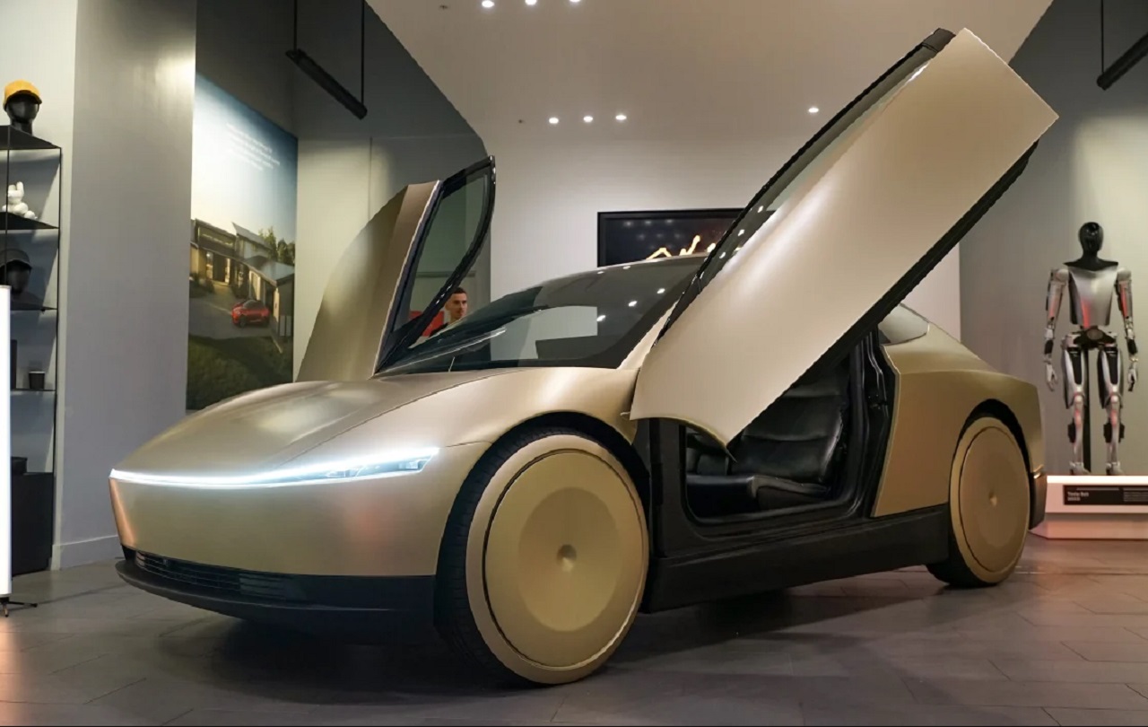 Tesla Cybercab. SP/ JKT