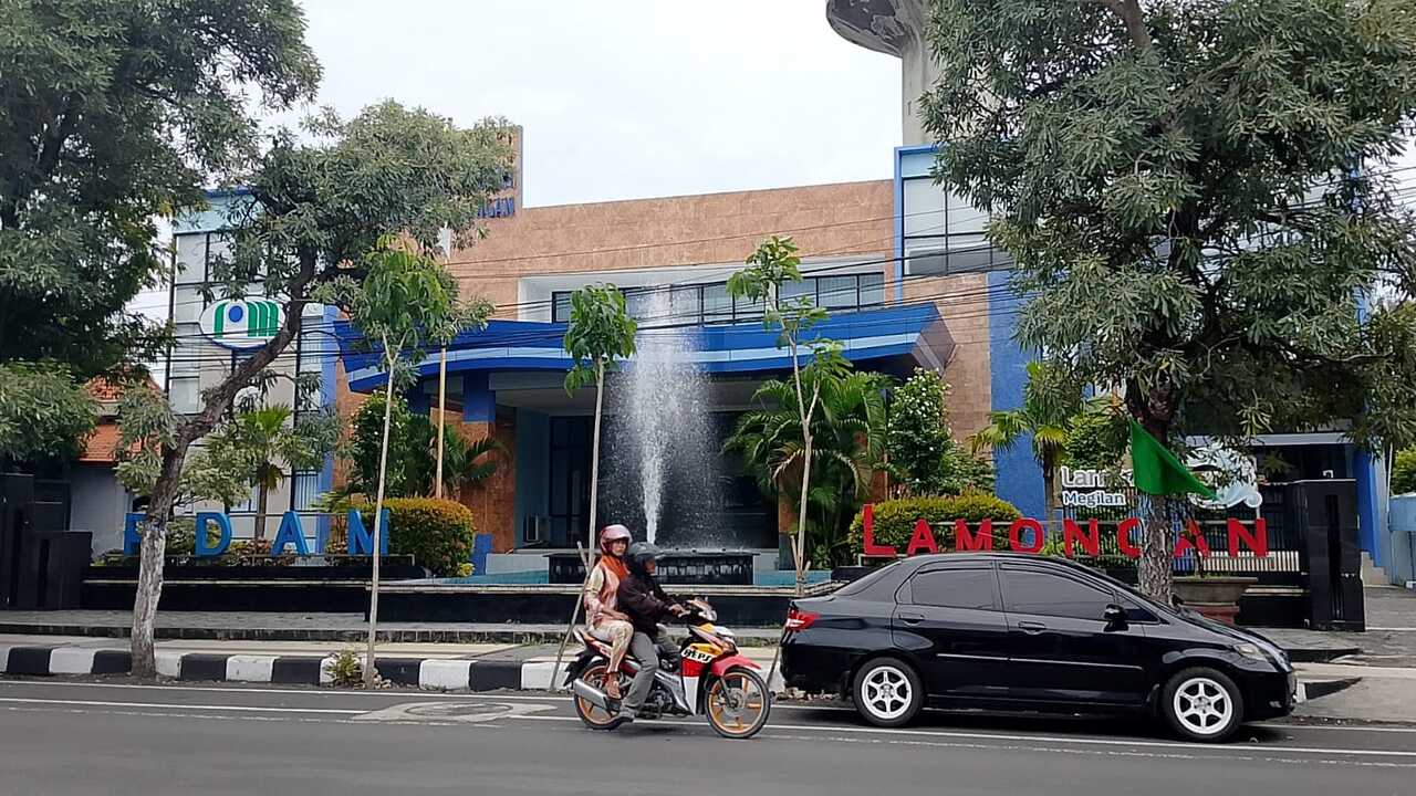 Kantor PDAM yang ada di Jalan Lamongrejo Lamongan. SP/MUHAJIRIN