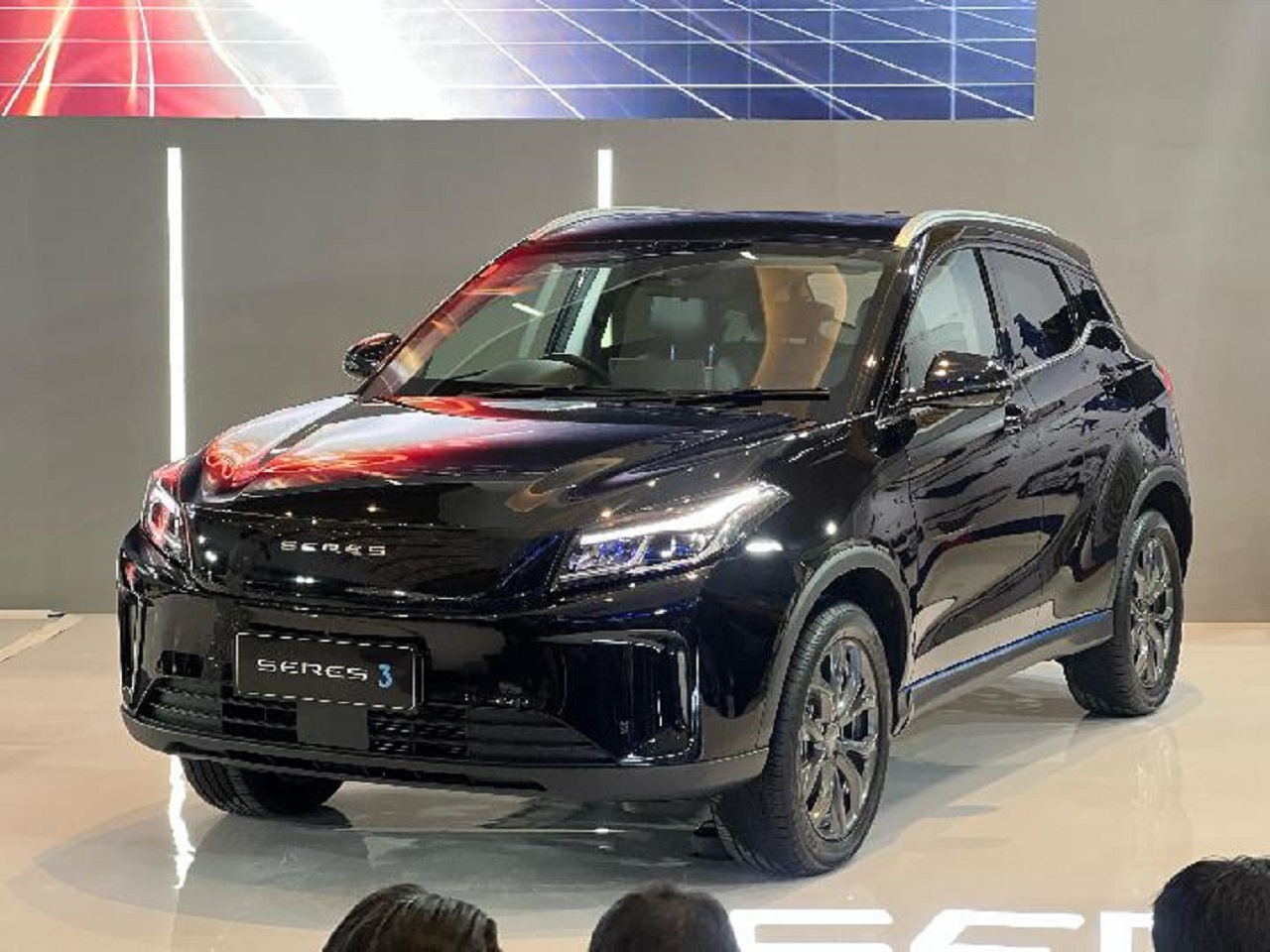 Seres 3 di pameran Periklindo Electric Vehicle Show atau PEVS 2025. SP/ JKT