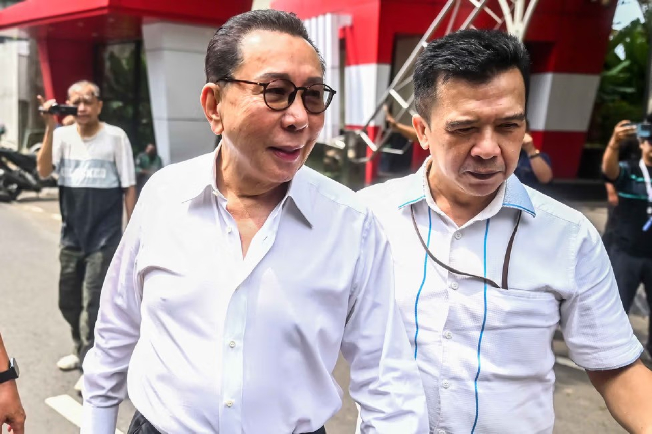 Ekspresi Terpidana Djoko Tjandra usai diperiksa oleh penyidik KPK terkait kasus suap Harun Masiku.