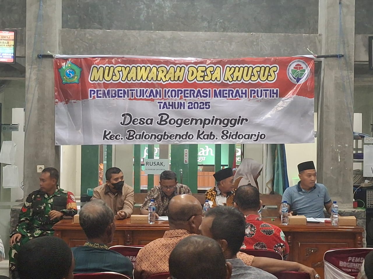 Musdessus pembentukan koperasi merah putih di pendopo kantor Desa Bogempinggir. SP/JUM