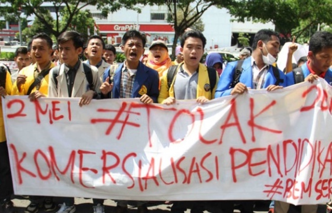 BEM Ingatkan Mendiktisaintek, Praktik Komersialisasi Pendidikan