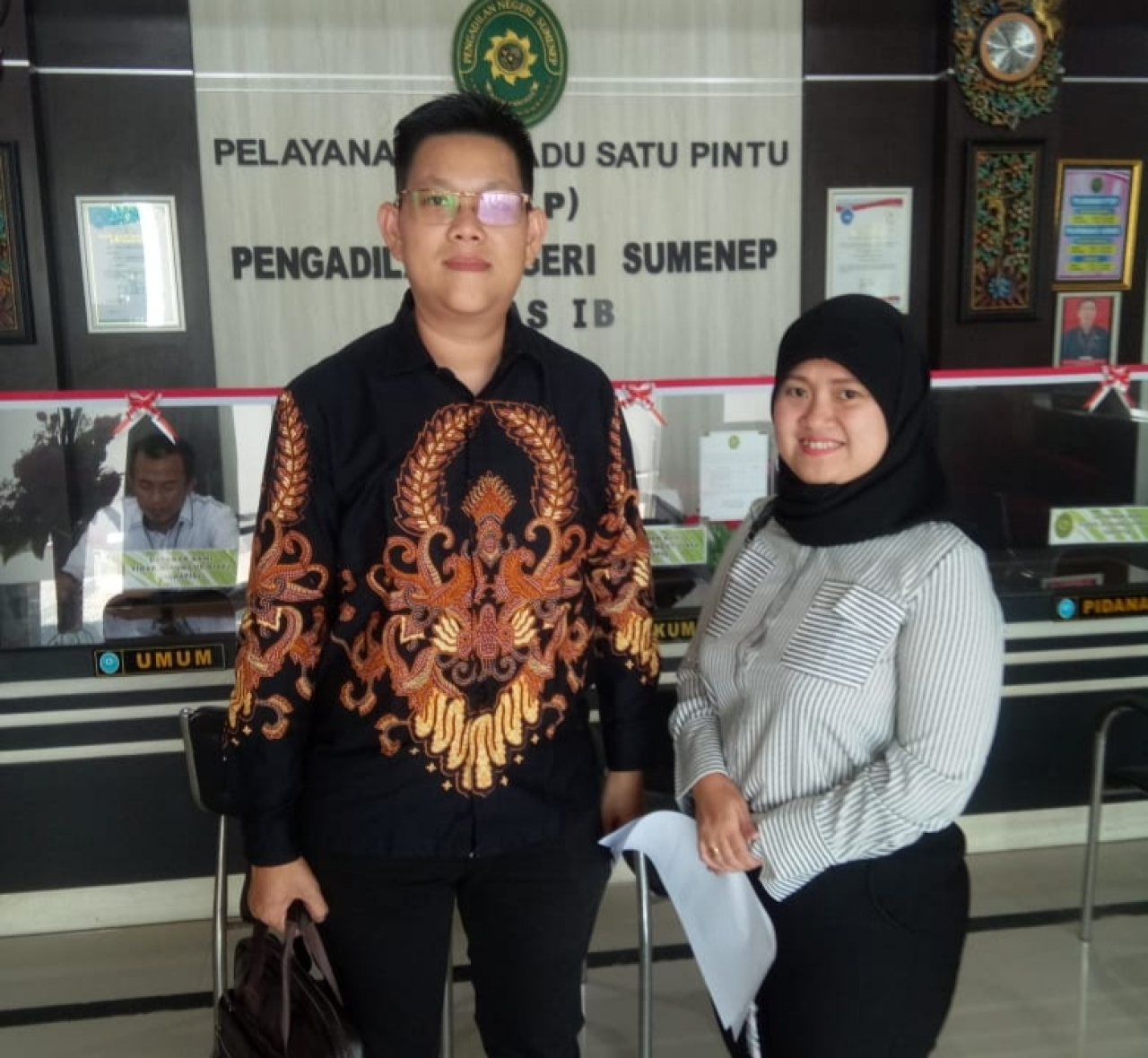 Konferensi persnya di salah satu hotel di Sumenep, Senin (26/5/2025) sore.