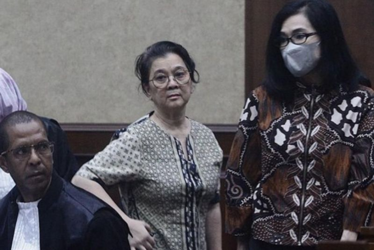 Meirizka Widjaja, ibu Ronald Tannur, dalam persidangan Senin (19/5/2025) kesal dengan Lisa Rachmat, pengacara anaknya.