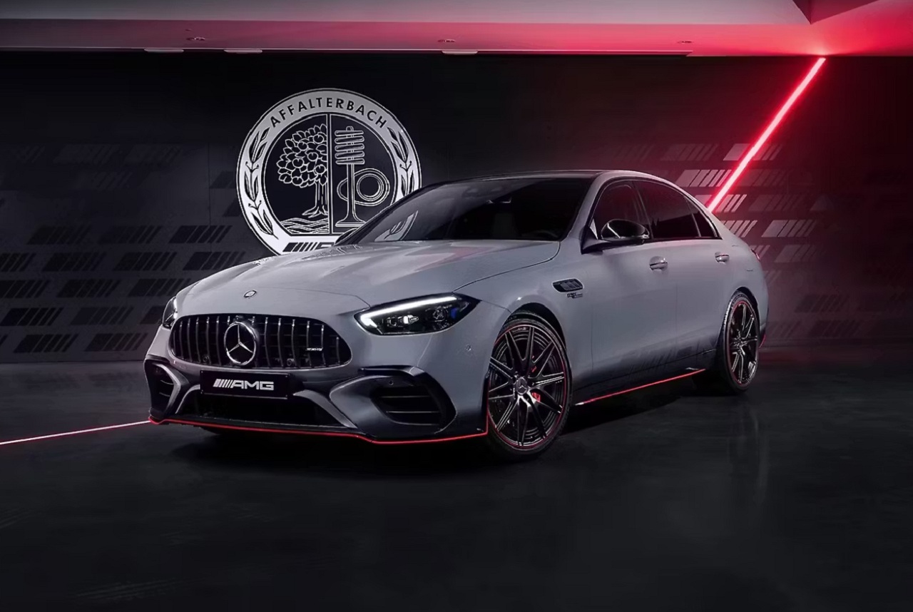 Mercedes-AMG C 63 S E Performance. SP/ JKT