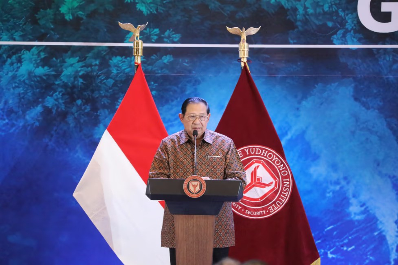 Susilo Bambang Yudhoyono, Presiden RI ke-6, berbicara tentang krisis iklim dan kerusakan lingkungan di sebuah forum Sustainable Growth with Equity, di Yogyakarta, Senin (12/5/2025).