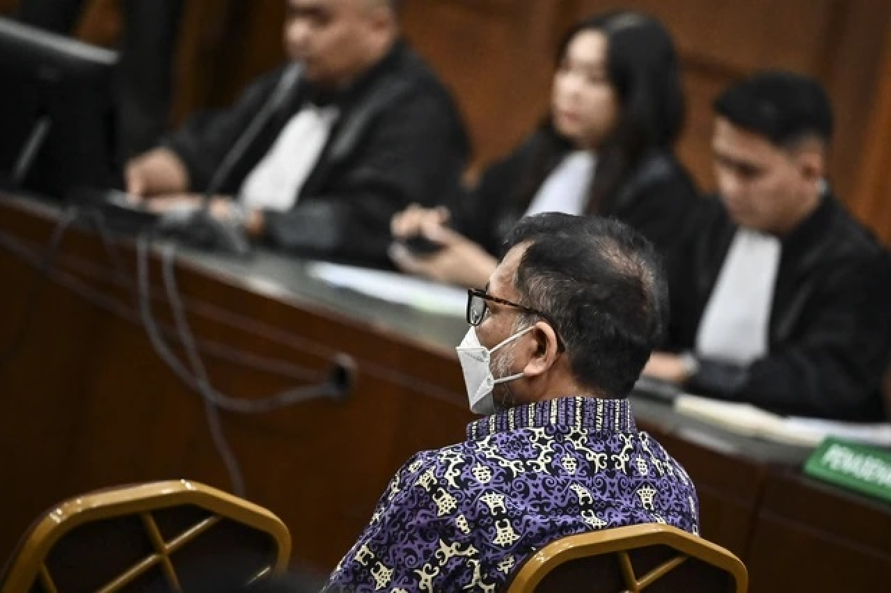 Zarof RIcar saat dihadirkan dalam persidangan eks Ketua PN Surabaya Rudi Suparmono, sebagai saksi di Pengadilan Tipikor Jakarta.