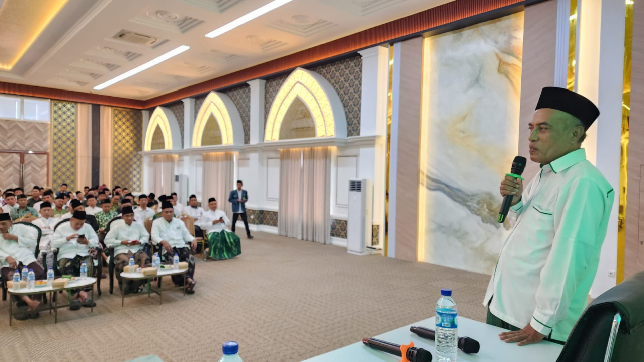 Gus Syahrul Munir saat memberikan sambutanya usai dipilih secara aklamasi dalam Konfercab ke XIV PCNU Lamongan. SP/MUHAJIRIN