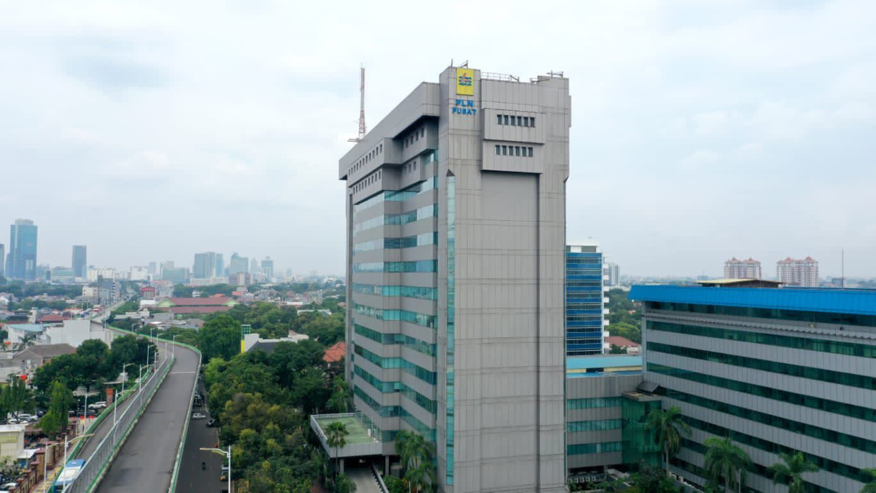 Tampilan Gedung PLN Kantor Pusat di daerah Kebayoran Baru, Jakarta Selatan. Foto/Humas PLN