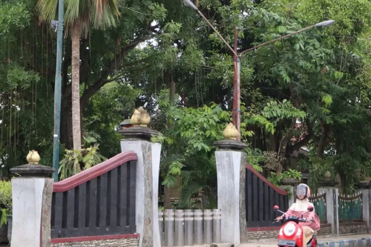 Ilustrasi. Lampu penerangan jalan umum (PJU) jenis LED di jalanan Tulungagung, Jawa Timur. SP/ TLG