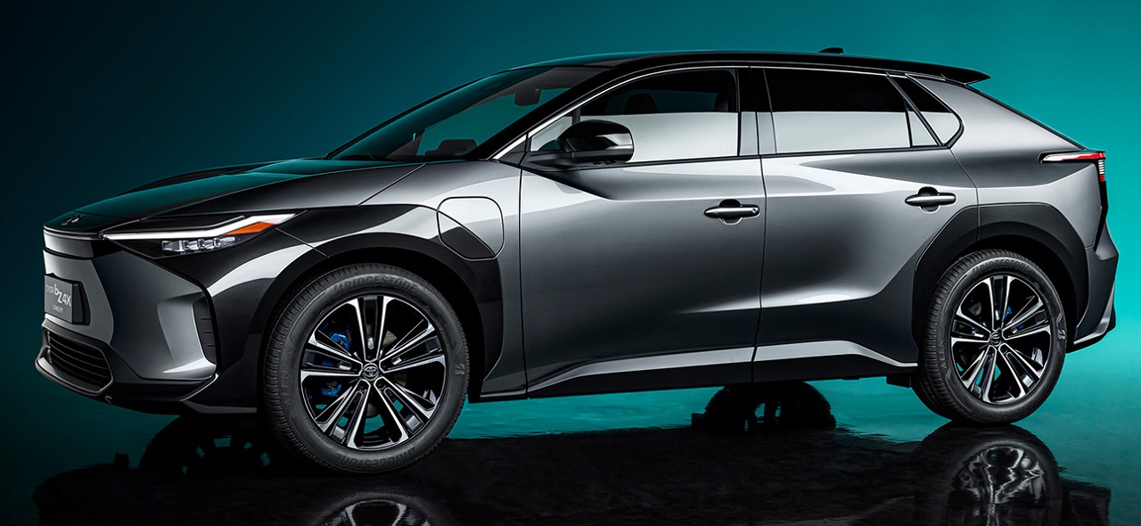 Toyota bZ4X. SP/ JKT