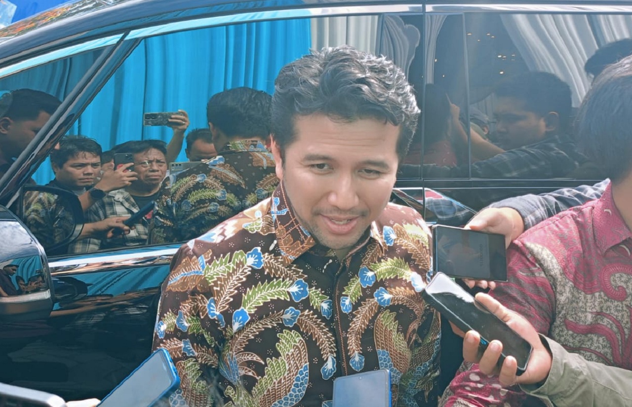 Wakil gubernur Jawa Timur Emil Elestianto Dardak usai beri sambutan di RSU Assakinah Medika Sukodono - wakil Gubernur Jatim Emil saat memberi sambutan di RSU Assakinah Medika. SP/ Achmad Adi